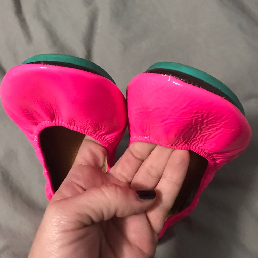 Pop Pink Tieks
